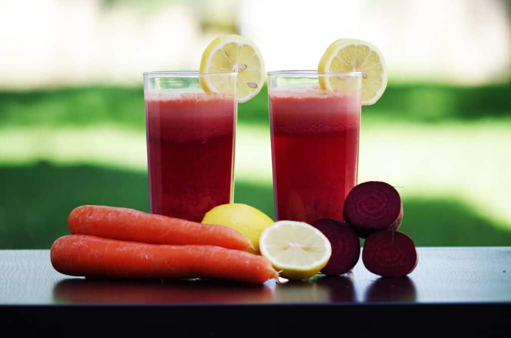 Smoothies_carrot_lemon_beetroot